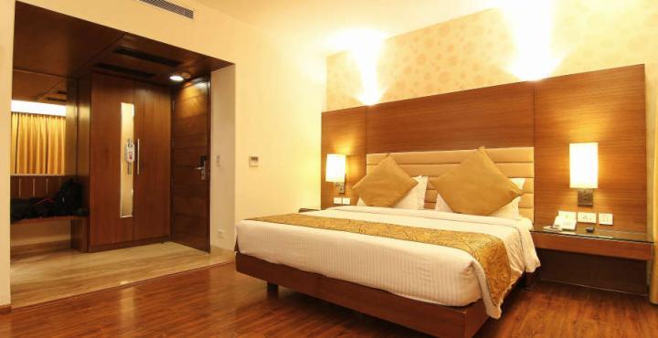 Indus Biznotel Neu-Delhi Exterior foto
